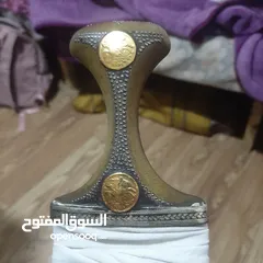  1 جنبية صيفاني قديمة  والله ماقد دخلت سوق