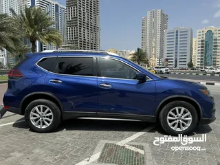  4 2018 Nissan Rogue SV AWD