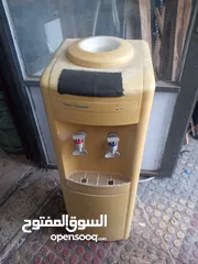  1 كولر ماء حامي بارد للبيع