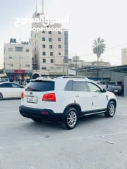  8 كيا سرانتو 2012