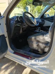 5 كيا نيرو 2025