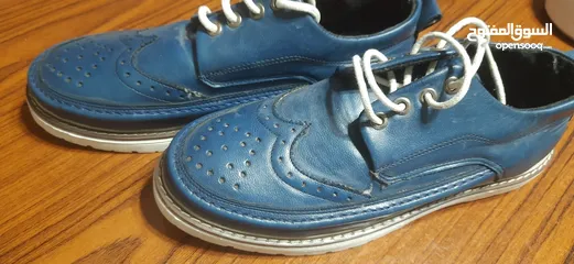 2 حذاء ازرق نيلي