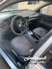  2 باسات 2005 مكسور عليها 3 سنوات