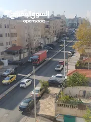  17 شقة مميزة للبيع ... قريبة من الاسواق والخدمات العامة .. في ضاحية الامير حسن بالقرب من دوار الضاحية