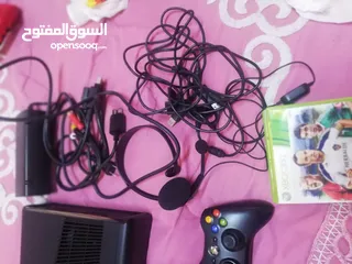  4 للبيع ب 100 دينار وارد امريكي بحالة الوكاله نار XBOX 360