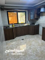  1 شقة مميزة جدا للبيع بالقرب من مستشفى الأمير حمزة (بسعر مغري)