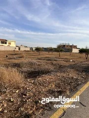  1 قطعه ارض للبيع 400مً بالقرب مسجد الرحمه