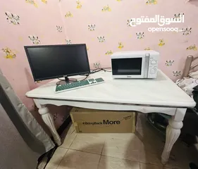  12 TV, Fridge, microwave, monitor, washing machine, bed, table, TV table, wardrobe, office chair, etc