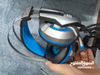  2 بي سي جيمنج للبيع مع ثلاث شاشات