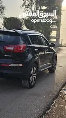  4 كيا سبورتاج موديل 2012