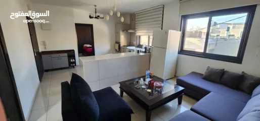  4 ستوديو في رام الله وسط البلد حي النزهة  الطابق الثالث قريب من كل الخدمات