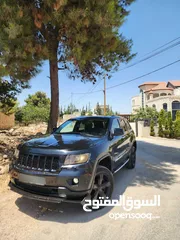  7 جراند شيروكي  باختصار  فل الفل من كل الإضافات والتعديلات  ماتور 3000 ديزل مع نظام تبريد معدل  نص بنص