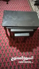  5 مكتب + كنبتين + استناند احترافي + اناره + طاولات خشب + مكنسة كهربا للبيع بسعر حرررق