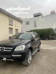  2 Mercedes Benz GL450