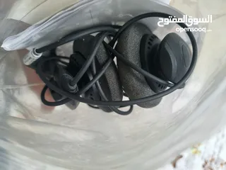  2 سماعات jabra link 220 غنية عن التعريف كسر زيرو بحالة ممتازة افضل انواع السماعات