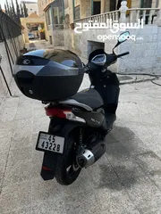  6 سكوتر كيمكو 200 للبيع
