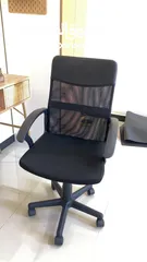  1 كرسي مكتبي شبه جديد قابل ل التفوض