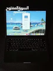  2 MacBook Pro 2020 بحالة ممتازة