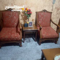  3 طقم كنب تسع مقاعد تفصيل مع طربيزات ثقيل