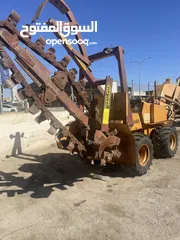  4 ترنشر case DH4B لحفر الكوابل