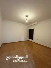  13 خلدا /شقه كأنها لم تسكن فارغه للايجار/ داخلي 220 متر / 4 نوم -