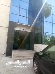  2 من المااك مباشرة مكتب للبيع في منطقة الشميساني