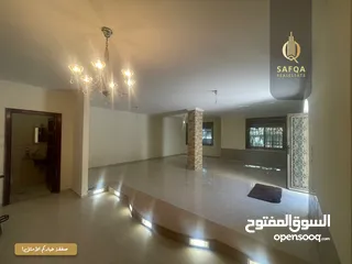  6 شقة أرضية واسعة مفروشة للإيجار في سطح مرحبا