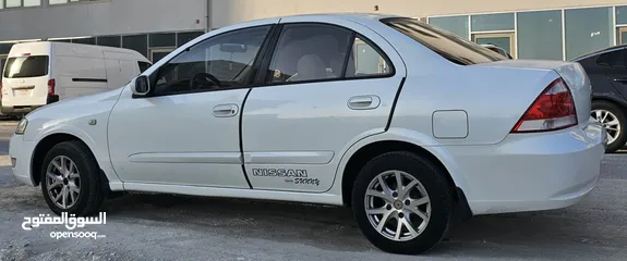  4 Nissan Sunny 2010