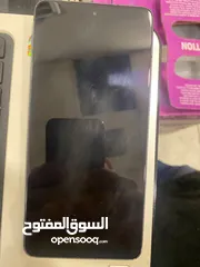  1 جهازللبدل وحساب ببجي  للبيع أوللبدل علا لابتوب