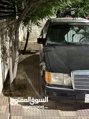  3 رقم مع سيارة