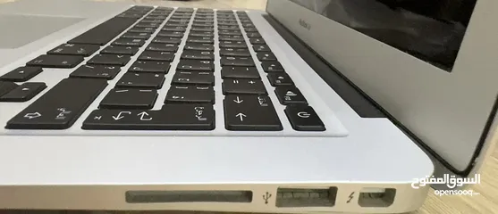  10 Almost new MacBook