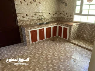  8 شقة بالدور الاول المعبيلة الثامنه / 150 متر