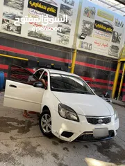  6 Kia Rio 2011