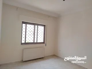  13 الرابية شقة لقطة للبيع قرب إشارة السفارة الصينية طابق ثاني