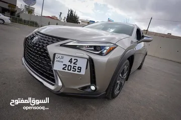  3 ‏2020 Lexus UX