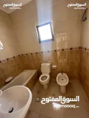  5 شقه للبيع في الثالثه جديده لم تسكن طابق ثاني شارع رئيسي مقابل السادسه اكمال المنشور في الأسفار