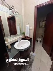  11 فيلا فاخرة للبيع