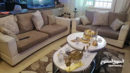  6 حماصه مستعمل للبيع وغرفه نوم وطقم كنب