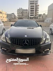  1 مرسيدس بنز E250 للبيع بداعي السفر