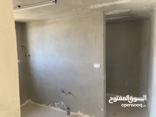  5 بيت للبيع مستقل وقوشان مفروز