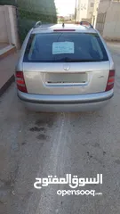  1 سكودا فابيا 2004