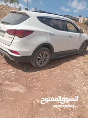  3 هيونداي سانتافيه