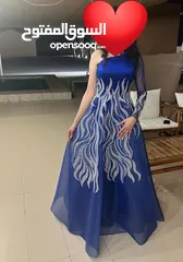  1 فستان سهرة ازرق للبيع.  Blue evening dress for sale