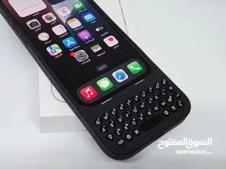  28 IPhone 16 256G 100% Battery + click iOS keyboard
