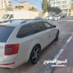  6 اكتافيا استيشن