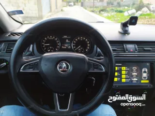  29 سكودا رابيد هاتشباك 2015 تدريب سياقة