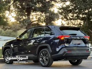  3 تويوتا راف فور 2022 نخب اوووول كلين تايتل عداد قليل فل كامل xle لون كحلي غرفه بيج جمرك حره جديد