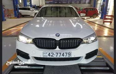  2 BMW530e 2018