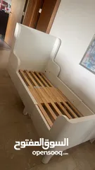  2 Ikea white extendable bed  80x200 with mattress