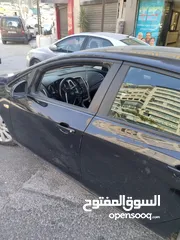  3 اوبل استرا 2011